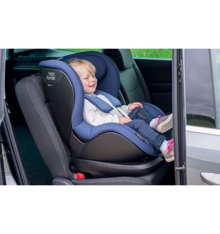 Dětská autosedačka Britax Römer Trifix 2 i-Size / Cosmos Black 9-22kg / věk 15 měsíců až 4 roky / Isofix | Filson Store