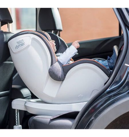 Dětská autosedačka Britax Römer Trifix 2 i-Size / Cosmos Black 9-22kg / věk 15 měsíců až 4 roky / Isofix | Filson Store