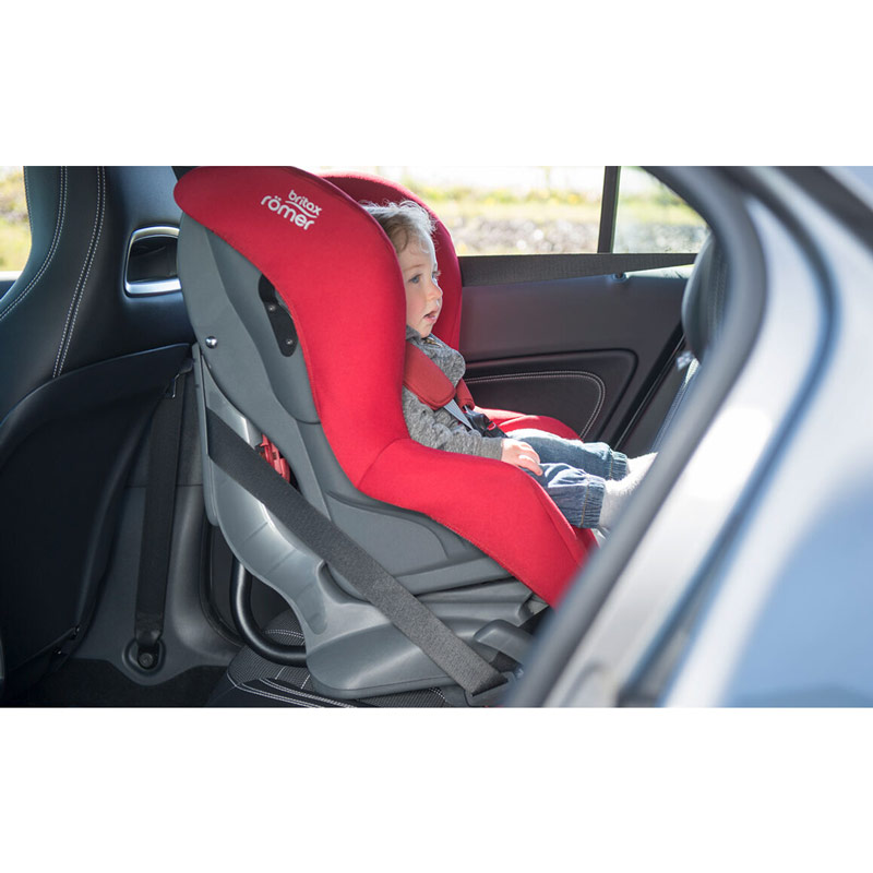 Britax römer first outlet class plus isofix