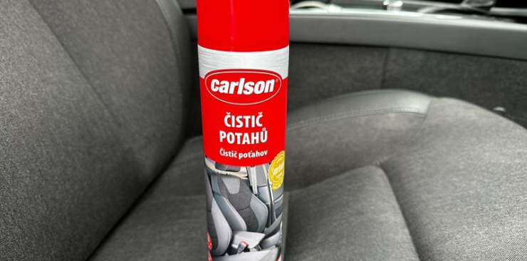 Carlson čistič potahů a sedadel 400ml to je rychlé a snadné čištění textilií bez námahy a stresu.